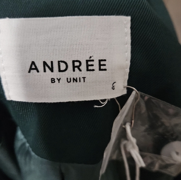ANDREE by Unit Business as Usual Blazer in Emerald green. Size Small NWT - Picture 7 of 13